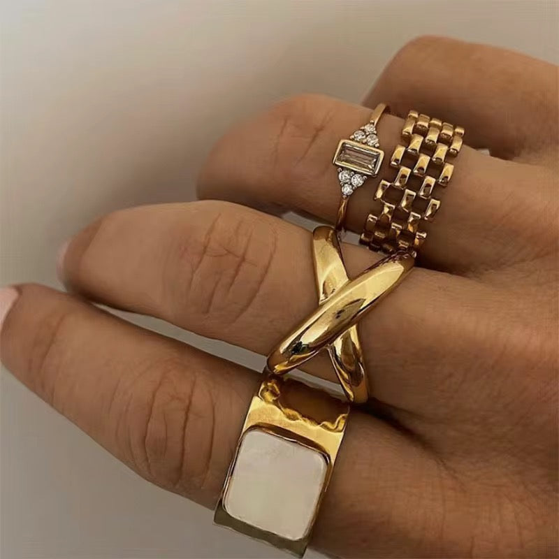 Monica-Ring