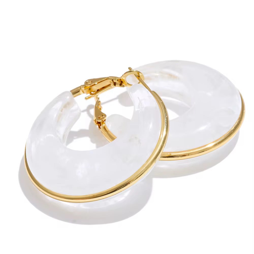 Cloe hoops