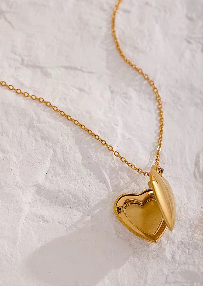 Heart locked Necklace