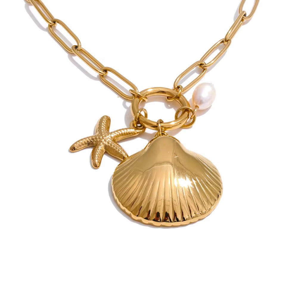 Joana Necklace